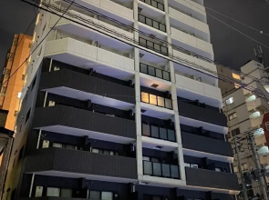 Local Hakata Apartment