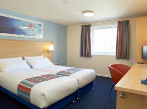 Travelodge Alton Four Marks