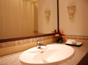 Rita Resort and Residence