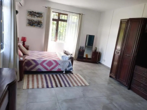 1 Bedroom Apartment in Pereybere with Private Balcony
