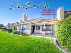 Charming Condo With Golf Course View