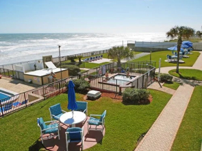 Sunrise Beach Club