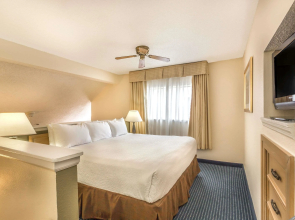 Hawthorn Suites by Wyndham Orlando International Drive