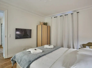 Charming Apartment - Eiffel Tower/trocadero