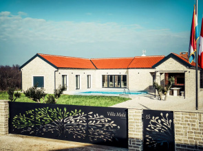 Villa Mala