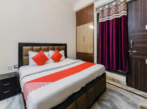 OYO 22968 Devanshi Residency