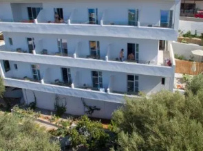 Eleana Apartments