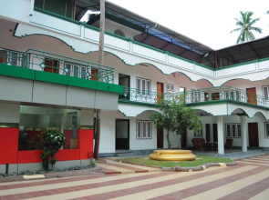 Raja Park Beach Resort