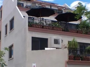 Perth's La Casa Rosa