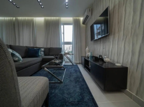 Downtown 1br Cozy Stylish Sleeps4wifigymjacuzzi D7