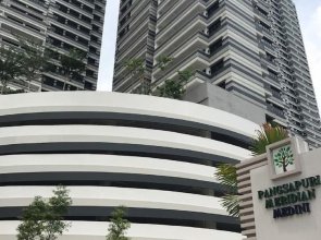 Cozy Condo at The Meridin Medini