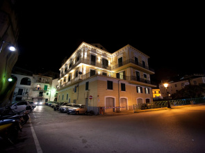Palazzo Della Monica