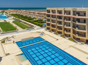 Lovely 1-Bedroom Apartment in Selena Bay, Pool & Beach