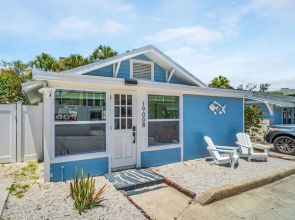 New Sweet Beach Nook Hot Tub Ocean Vibes