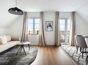 Sanders Charm - Cute 2-bdr Apt With Shared Garden