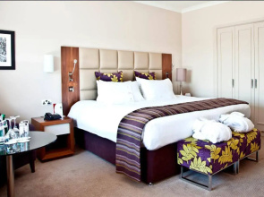 Five Lakes Resort