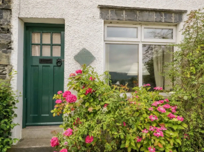 2 Gateside Cottages