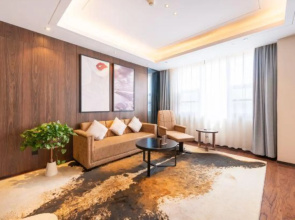 Huayang International Hotel