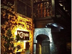 Casona Del Castaniu