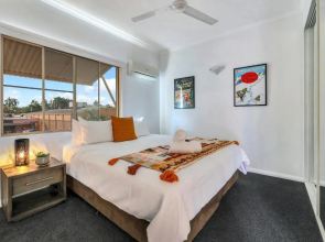 Parap Markets Condo 2BR 2BA (ens)