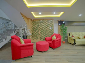 SM Royal Suites