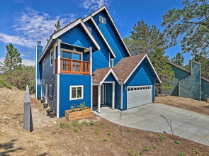 Luxe Lake Arrowhead Farmhouse w/ Deck + Patio