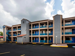 Travelodge by Wyndham Houston Hobby Airport