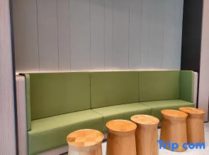 JI Hotel (Daqing West Railway Station Wanda Plaza)