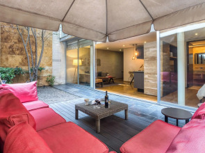 AR 218 Hotel by ULIV