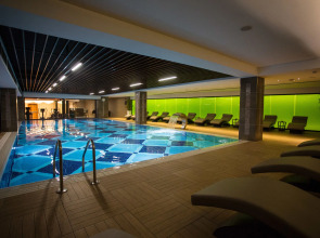 Royal Stay Palace Hotel