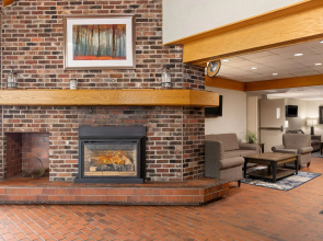 Travelodge by Wyndham Thunder Bay