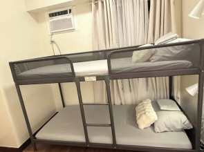 Cozy Modern Apartment Condo Unit