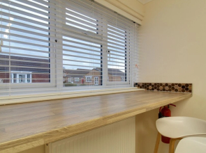 Cedar Drive, Holbeach - 1 to 4 - Self Catering