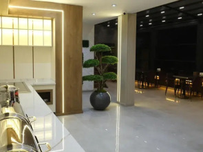 Royal Sevens Otel