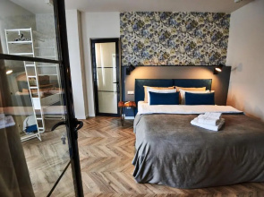 Metropole Apartments Royal Residence