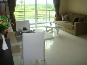 The Ocean Pearl Resident