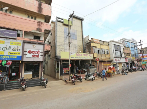 OYO 10190 Hotel Gagan Grant
