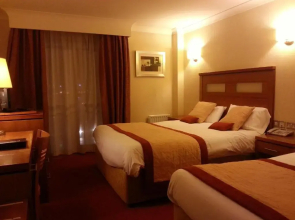 Tara Hotel