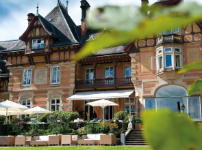 Villa Rothschild, an Autograph Collection Hotel