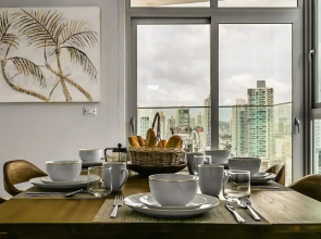 Lush Apartment Ocean View