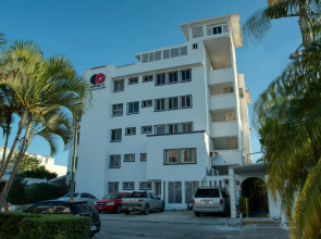 Capital O Farallon Inn