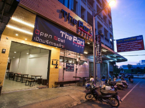 The Port Hostel By Suwatchai