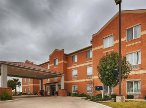 Best Western Lockhart Hotel & Suites