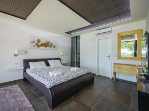 Amazing Home in Tar With Wifi and 4 Bedrooms