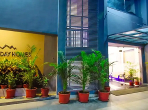 OYO 9670 Hotel GG Holiday Home