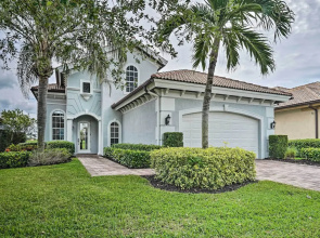 Luxury Naples Home w/ Private Pool & Hot Tub!