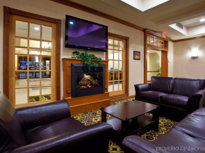 Holiday Inn Express Hotel & Suites Bay City by IHG
