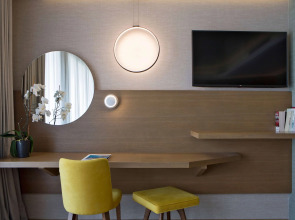 Wyndham Athens Residence