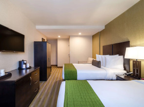 Best Western Plus Plaza Hotel