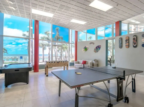 Regatta Beach Club N 913 by Vtrips